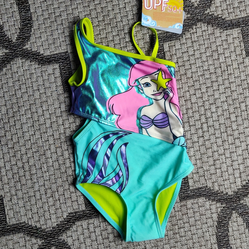 4/5 girl Disney swimsuit